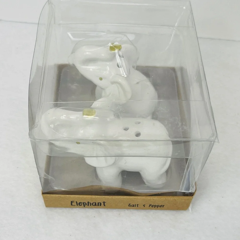 White Ceramic Elephant Salt and Pepper Shaker Set Gold Accents New in Box